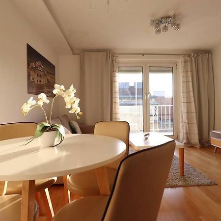 Brilliant View: Balcony Home, Modern, Stylish And Newly Renovated Вена Экстерьер фото